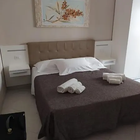 Atena Oda ve Kahvaltı 3*